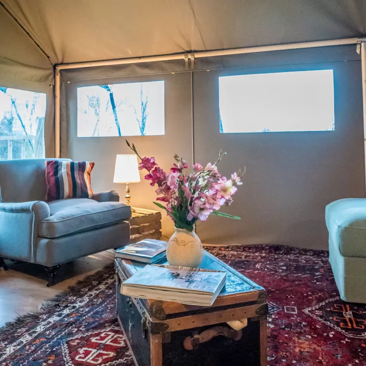 Luxury Glamping Safari Tent Shillingridge Lounge
