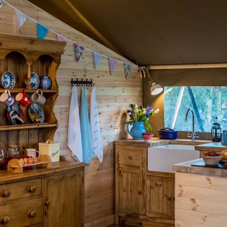 Shillingridge Kitchen Area Glamoping Safari Tent Lodge