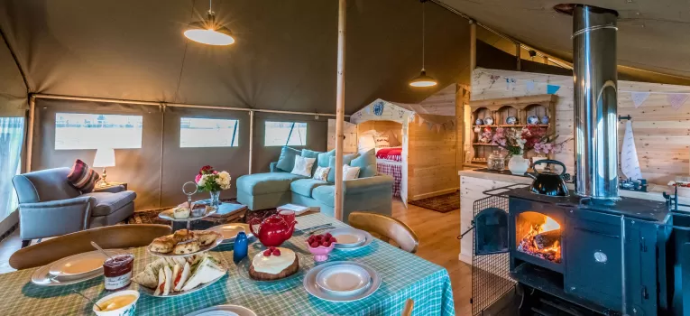 Shillingridge Glamping Safari Tent Living Dining Area