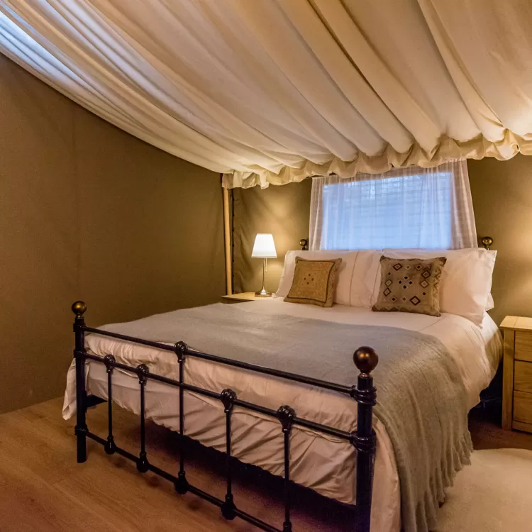 Shillingridge Glamping Safari Tent Lodge Bedroom